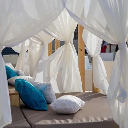 Redcon Suites
